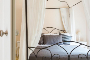 Гостиница Pettinari Apartments  Рим